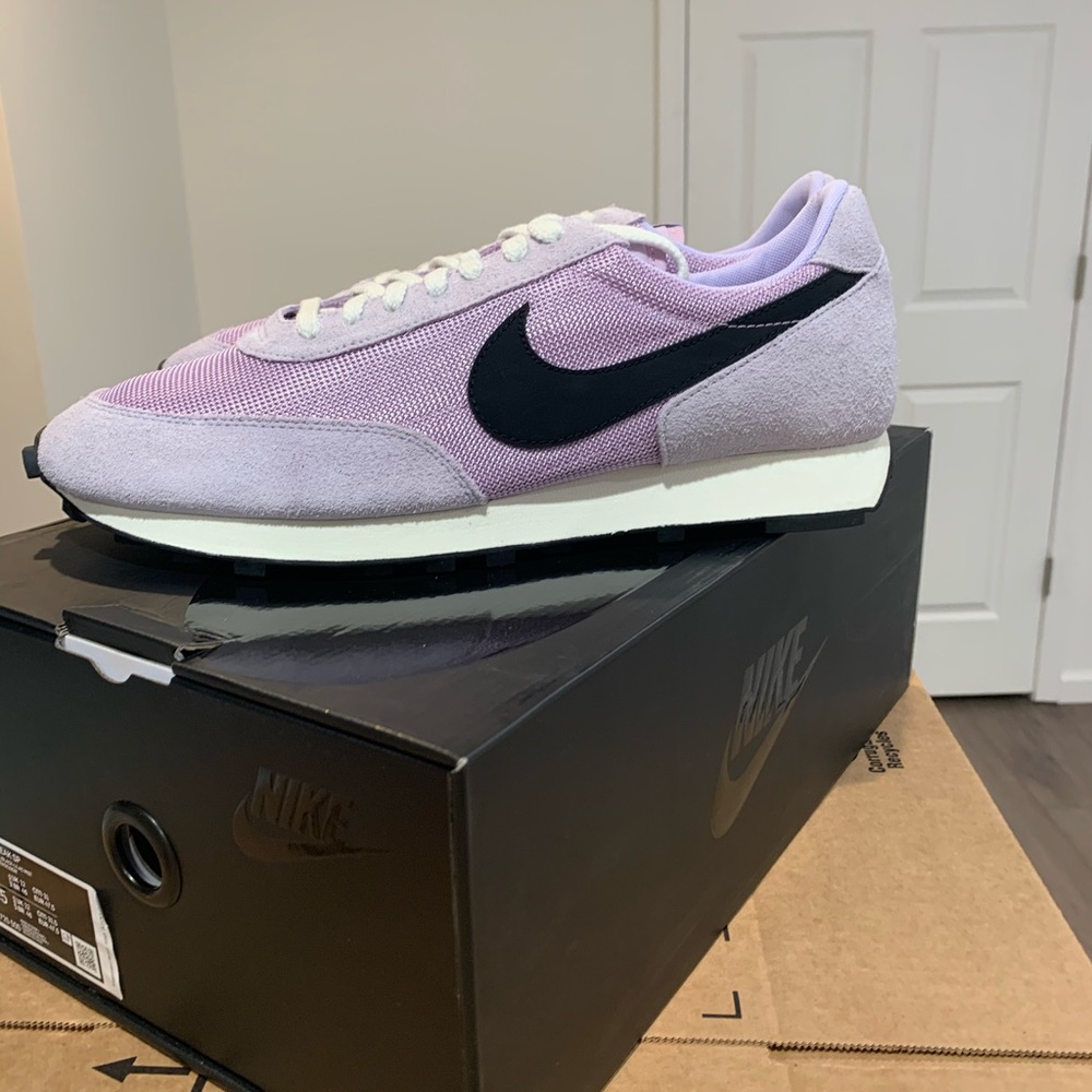 Nike Men’s Daybreak SP Retro Sneaker Lavender Mist